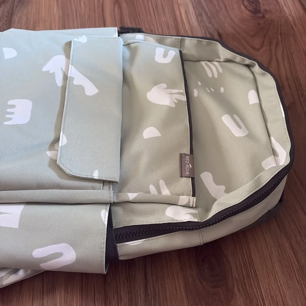 Red Rovr Roo Diaper Bag 14L - Picture 6 of 8
